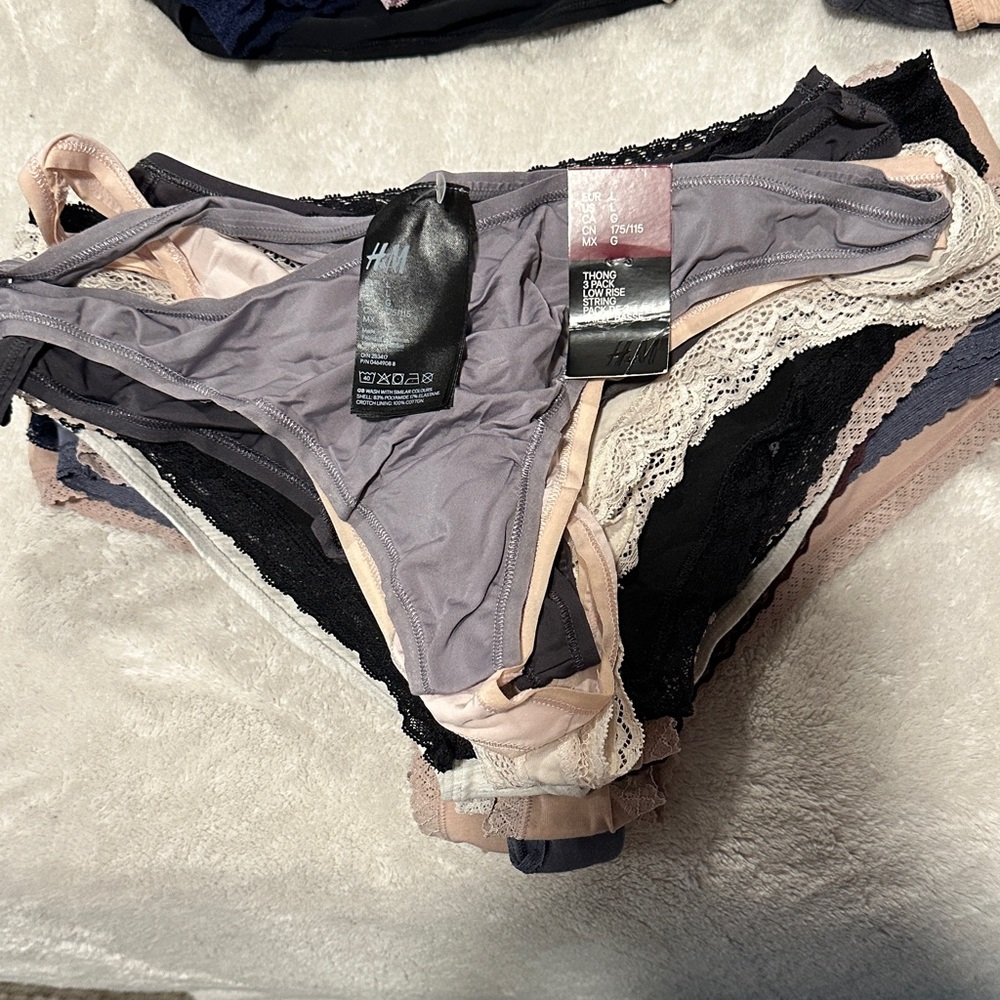 H&M Mixed Color Lace Trim Panties